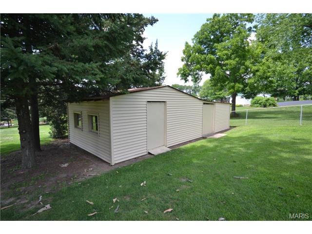 4055 Locke Ave, Bridgeton, MO 63044 photo 17