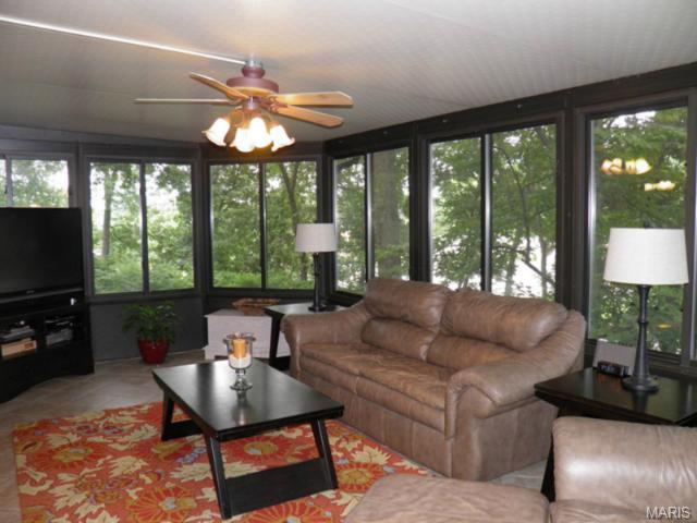 7306 Devonshire Ave, Saint Louis, MO 63119 photo 21