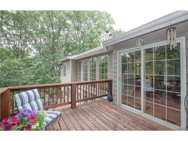1258 Richland Mdws, Ballwin, MO 63021 photo 39