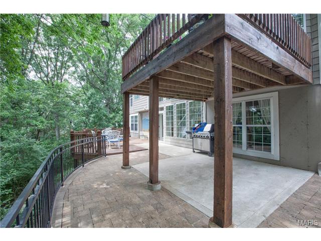 1258 Richland Mdws, Ballwin, MO 63021 photo 47