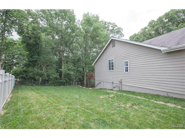 1258 Richland Mdws, Ballwin, MO 63021 photo 52