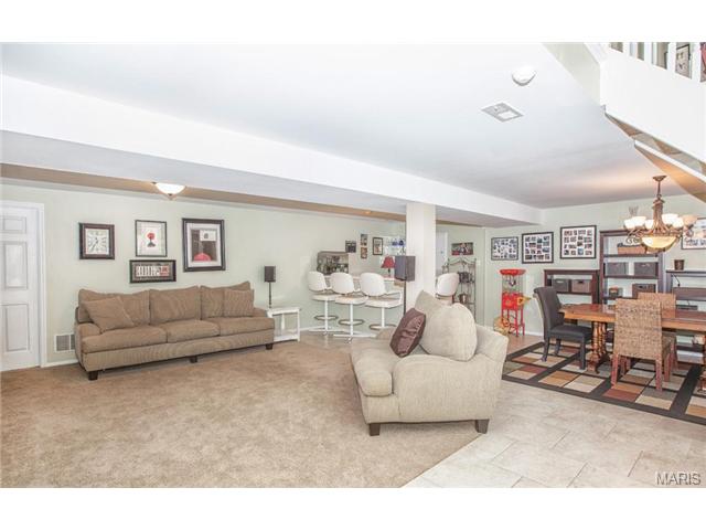 1258 Richland Mdws, Ballwin, MO 63021 photo 26