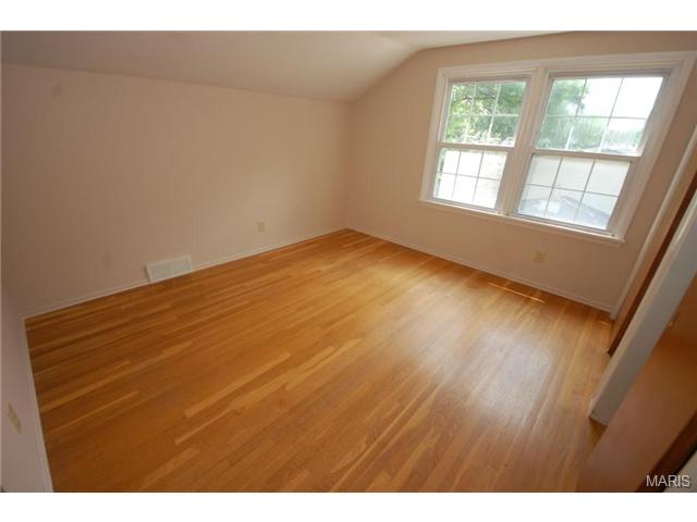 641 Chartier Dr, Saint Louis, MO 63135 photo 13