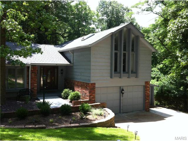 500 Clayworth, Ballwin, MO 63011 photo 4
