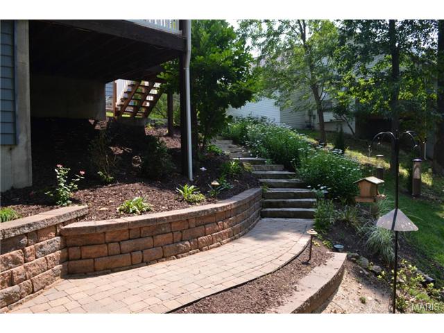 938 Timber Glen Ln, Ballwin, MO 63021 photo 30