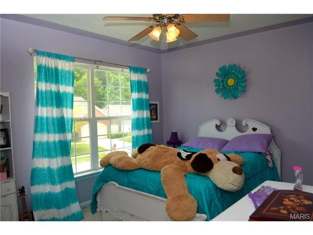 806 Emerald Oaks Ct, Eureka, MO 63025 photo 23