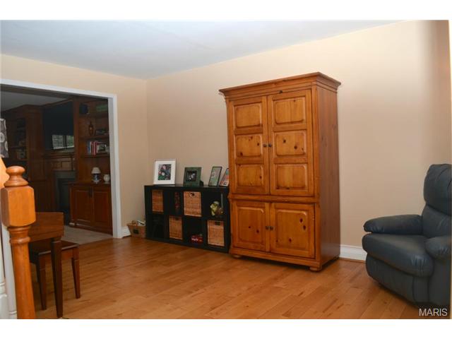 806 Emerald Oaks Ct, Eureka, MO 63025 photo 11