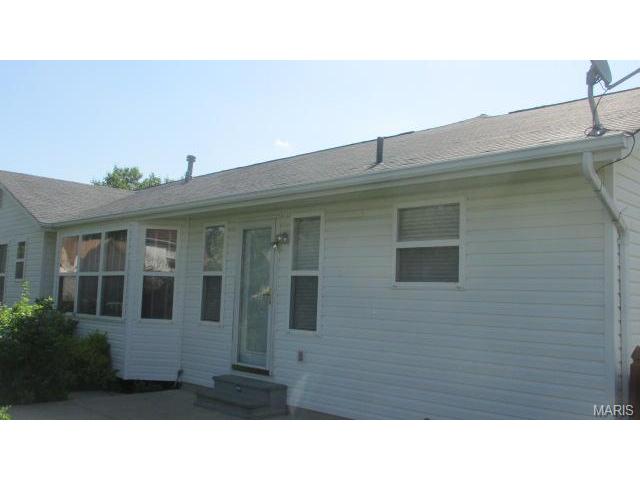 2901 White Stable Dr, O'fallon, MO 63368 photo 4