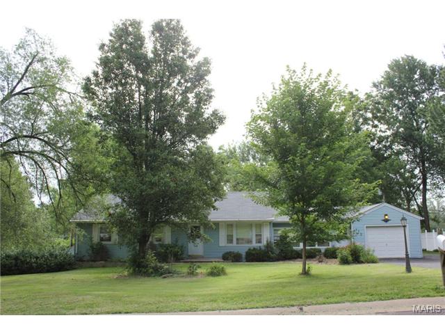 112 Maple Ln, Ballwin, MO 63011 photo 1