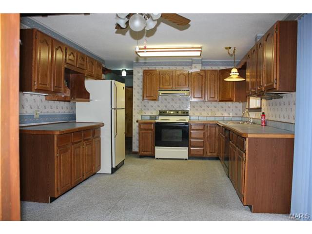 112 Maple Ln, Ballwin, MO 63011 photo 7