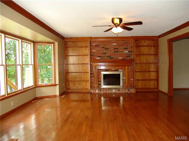 16622 Evergreen Frst, Ballwin, MO 63011 photo 3