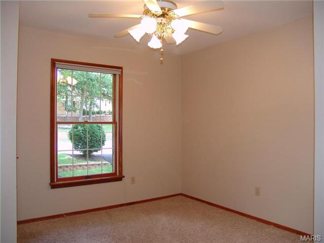 16622 Evergreen Frst, Ballwin, MO 63011 photo 25