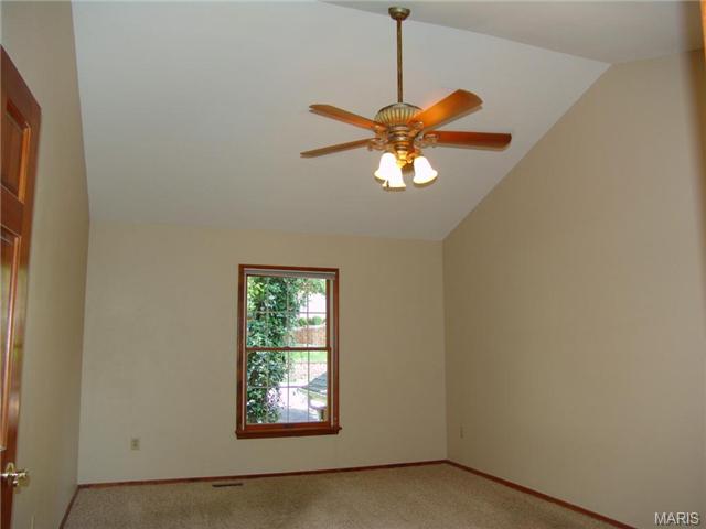 16622 Evergreen Frst, Ballwin, MO 63011 photo 20