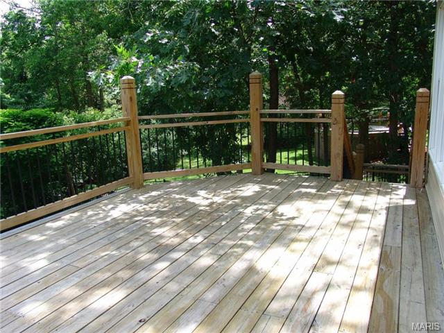 16622 Evergreen Frst, Ballwin, MO 63011 photo 34