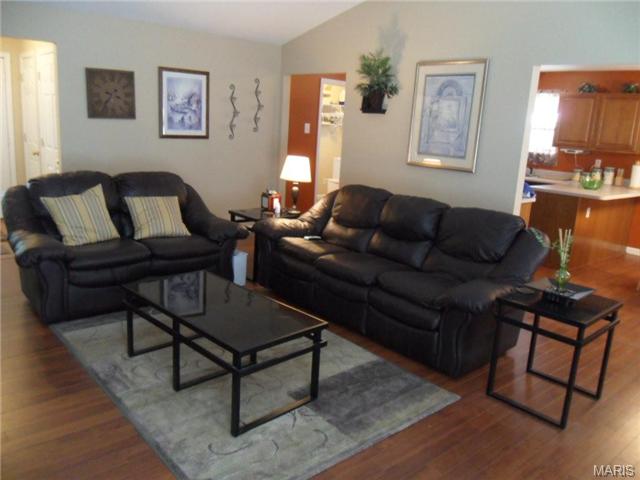 1641 Feise Frst, O'fallon, MO 63368 photo 4