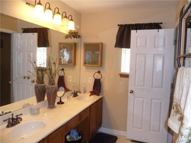1641 Feise Frst, O'fallon, MO 63368 photo 5