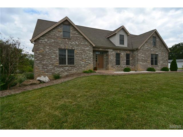 822 Nancy Ln, Weldon Spring, MO 63304 photo 1