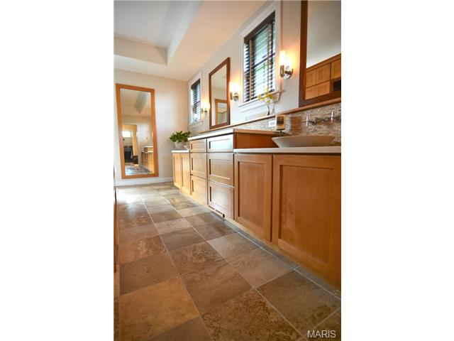 822 Nancy Ln, Weldon Spring, MO 63304 photo 11