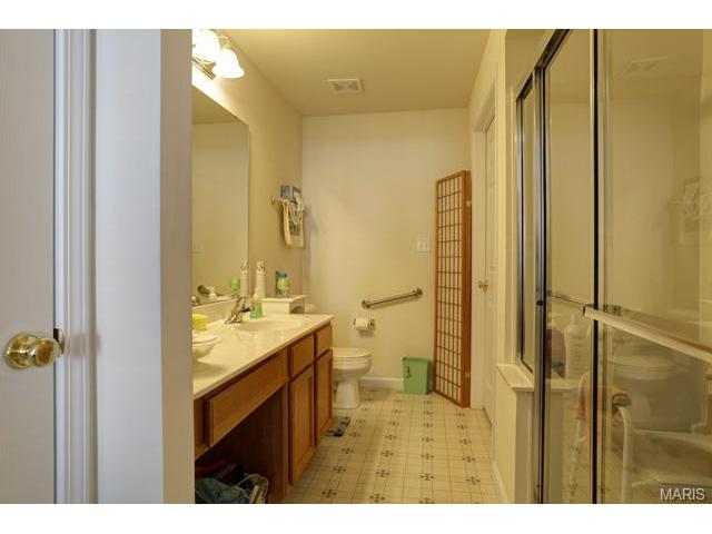 4202 Spring Creek Ln, O'fallon, MO 63368 photo 8