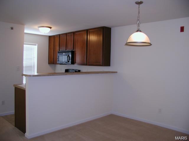 8201 Spring Creek Ln, O'fallon, MO 63368 photo 9