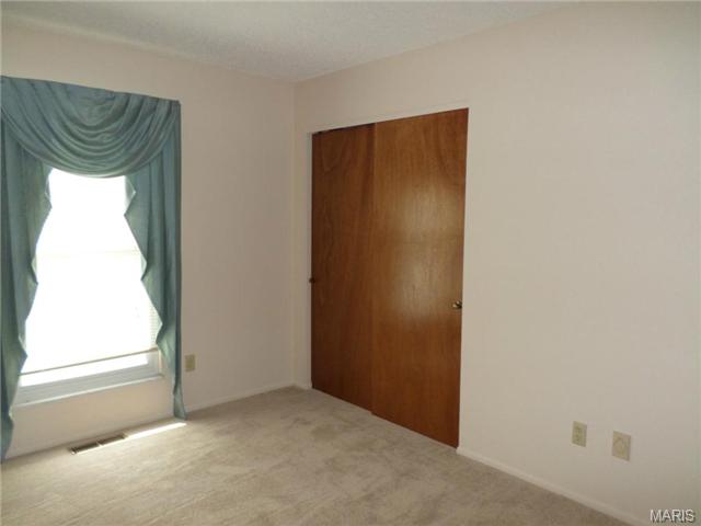 1751 Tralee Ln, Ballwin, MO 63021 photo 15
