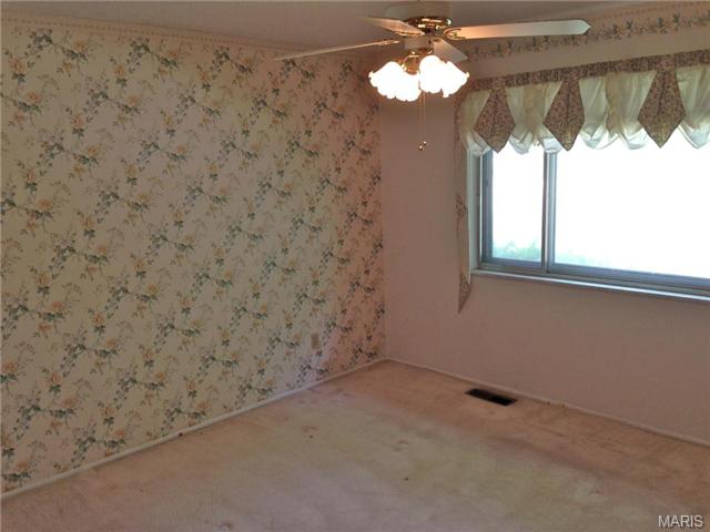 821 Posthorn, Manchester, MO 63021 photo 11