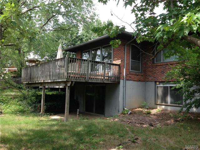 821 Posthorn, Manchester, MO 63021 photo 3