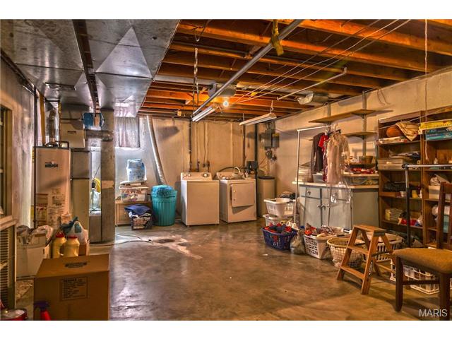 1319 Wyncrest Dr, Ballwin, MO 63011 photo 20