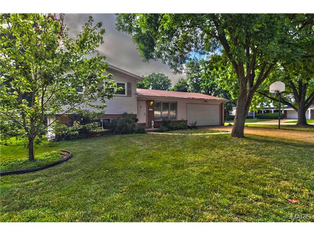 1319 Wyncrest Dr, Ballwin, MO 63011 photo 26