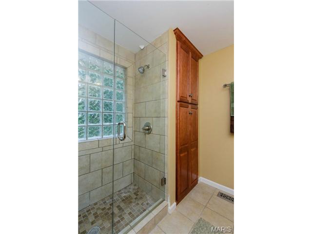 1469 Kentbrooke Dr, Ballwin, MO 63021 photo 20