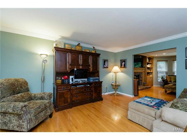 1469 Kentbrooke Dr, Ballwin, MO 63021 photo 5