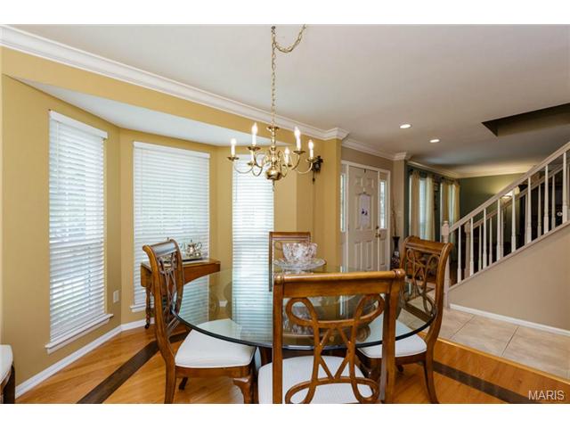 1469 Kentbrooke Dr, Ballwin, MO 63021 photo 3