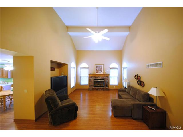 5 Winter Forest Ct, O'fallon, MO 63366 photo 10