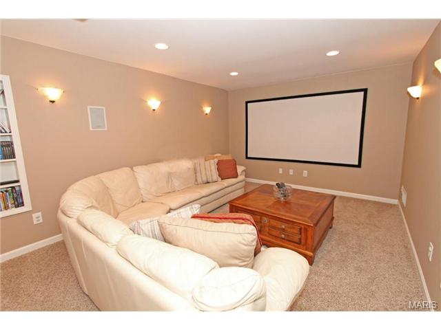 5806 Saddlebrook Dr, Saint Charles, MO 63304 photo 9