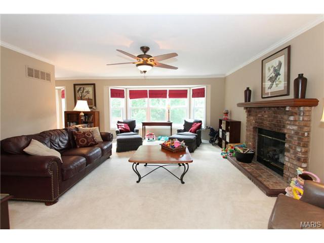 5806 Saddlebrook Dr, Saint Charles, MO 63304 photo 11