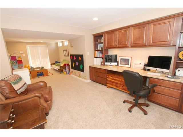 5806 Saddlebrook Dr, Saint Charles, MO 63304 photo 18