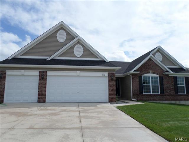 1502 Wainscott Dr, O'fallon, MO 63366 photo 1