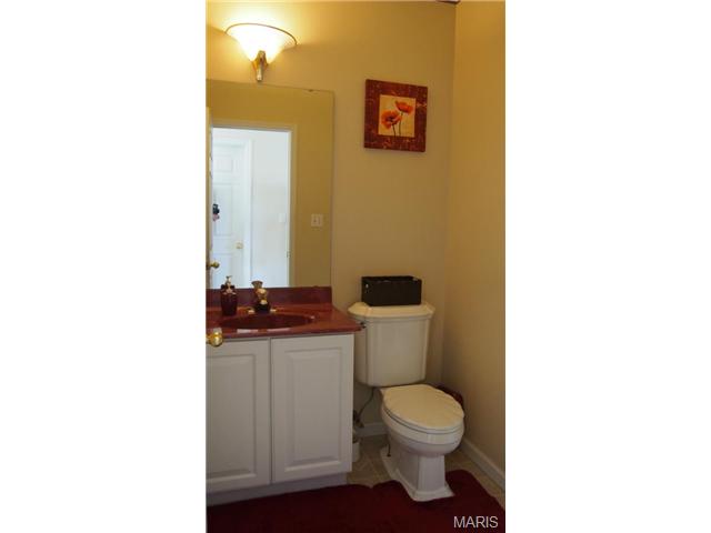 2356 Eagle Frst, Saint Charles, MO 63303 photo 15