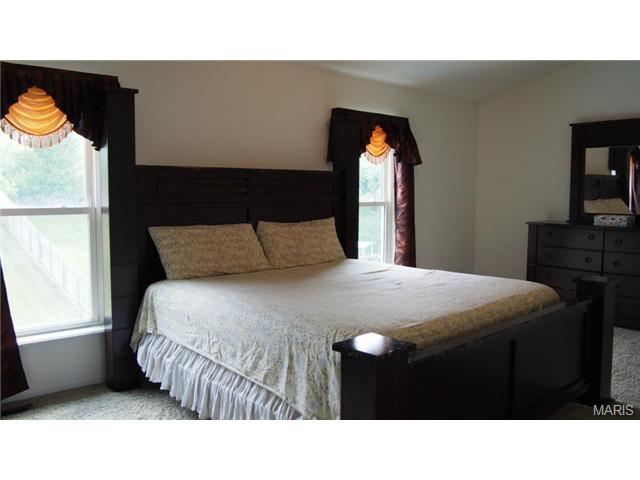 2356 Eagle Frst, Saint Charles, MO 63303 photo 17