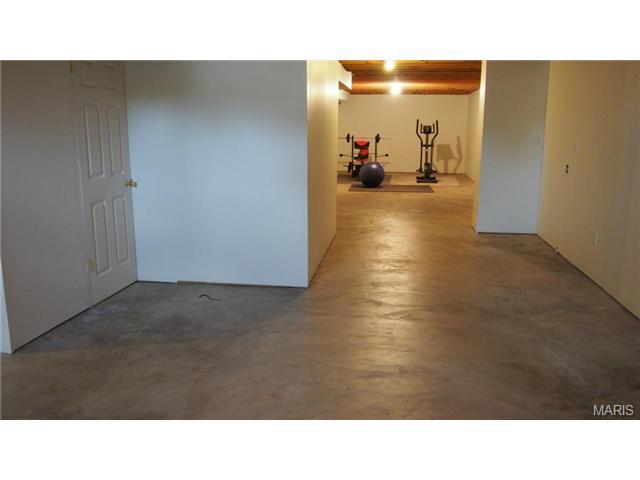 2356 Eagle Frst, Saint Charles, MO 63303 photo 25