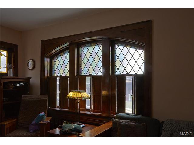5443 Gresham, Saint Louis, MO 63109 photo 3