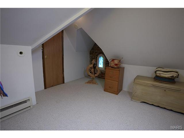 5443 Gresham, Saint Louis, MO 63109 photo 18
