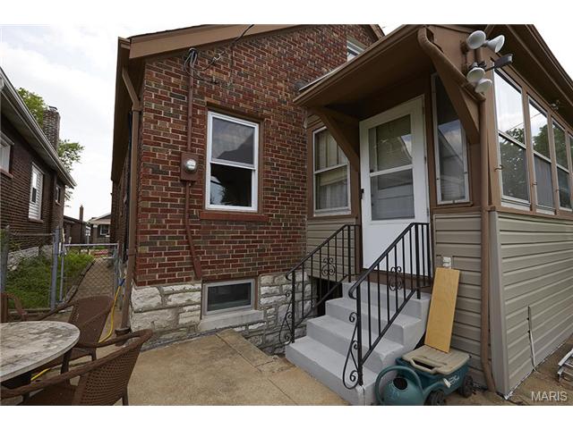 5443 Gresham, Saint Louis, MO 63109 photo 36