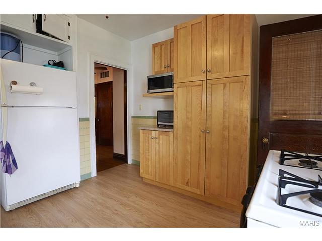 5443 Gresham, Saint Louis, MO 63109 photo 9
