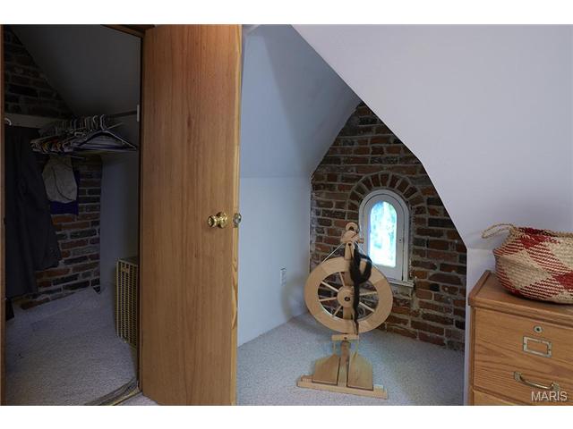 5443 Gresham, Saint Louis, MO 63109 photo 21