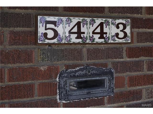 5443 Gresham, Saint Louis, MO 63109 photo 31