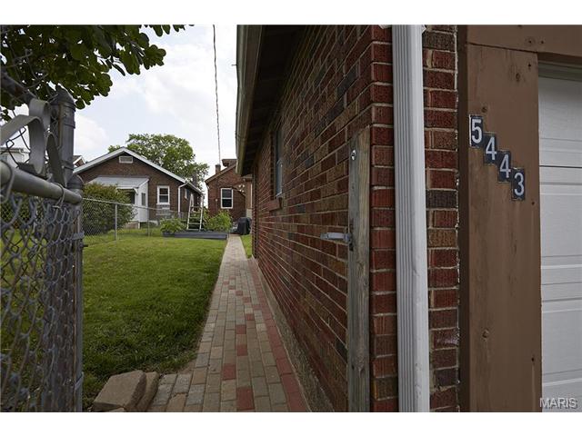 5443 Gresham, Saint Louis, MO 63109 photo 34
