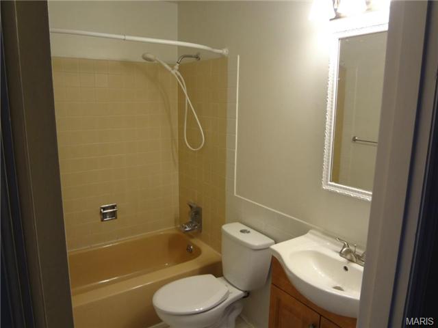 1003 Dutch Ml, Ballwin, MO 63011 photo 19