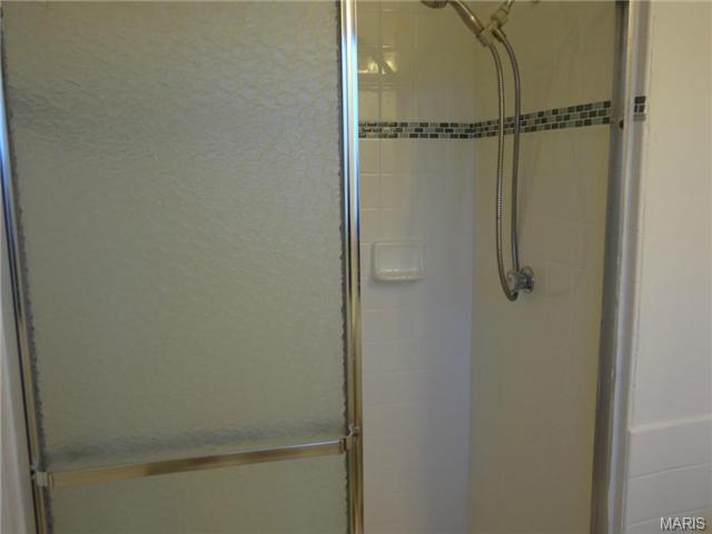 1003 Dutch Ml, Ballwin, MO 63011 photo 13