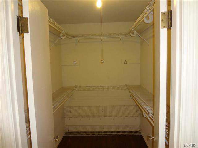 1003 Dutch Ml, Ballwin, MO 63011 photo 11